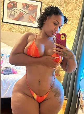 OnlyFans cuenta esmy_v avatar 1