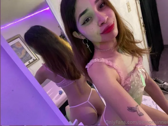 OnlyFans cuenta ghostgurrrll header 2