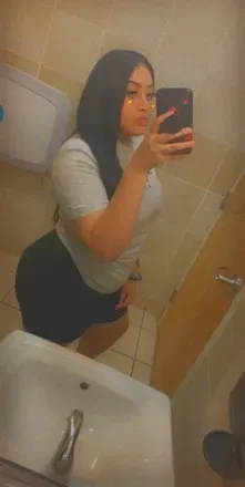 OnlyFans cuenta carolx1025 avatar 1