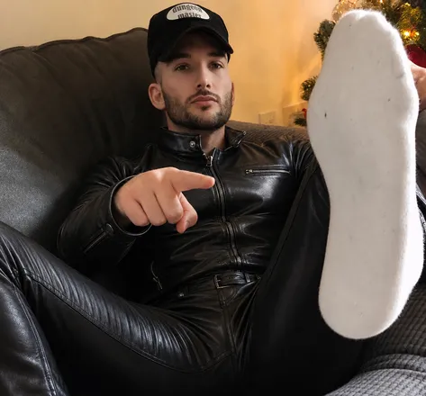 OnlyFans account  master-olec header 2