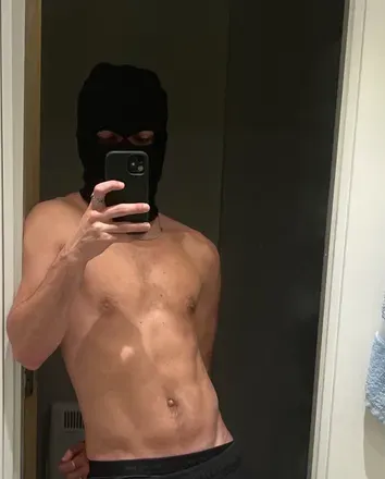 OnlyFans account  maximocock avatar 1