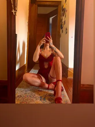 OnlyFans cuenta thatonee1 header 2