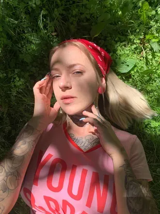 OnlyFans cuenta jeenyjoy avatar 1