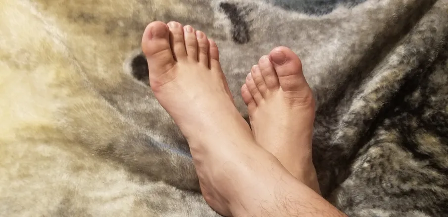 OnlyFans cuenta neverstopfeet header 2