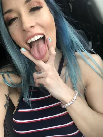OnlyFans cuenta thevanessaskye avatar 1