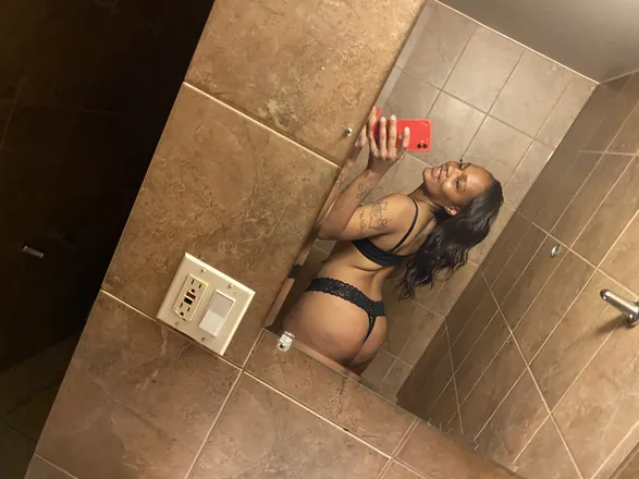 OnlyFans cuenta katlady29 header 2