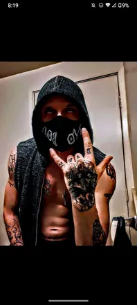 OnlyFans cuenta thebiggestmisfit header 2