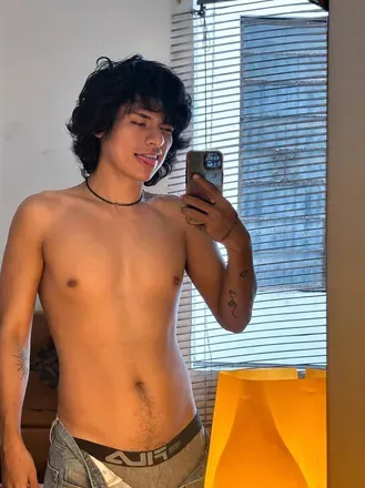 OnlyFans account  uglybottomboy avatar 1