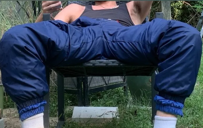 OnlyFans cuenta theswishypantsguy header 2