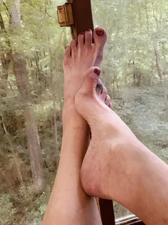 OnlyFans cuenta sassy_soles_1891 header 2