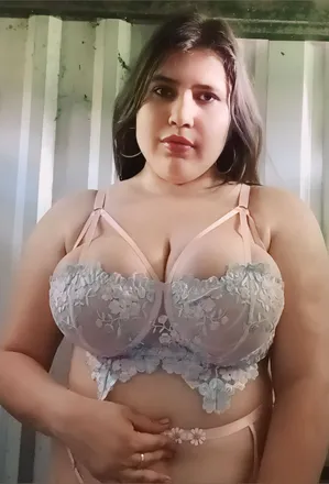 OnlyFans cuenta adelzuniga8 header 2
