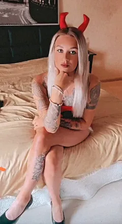 OnlyFans of inkedpierced