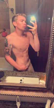OnlyFans cuenta qdurham7 header 2