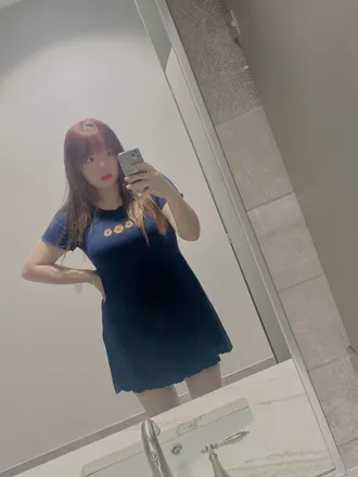 OnlyFans account  yuy_7 header 2