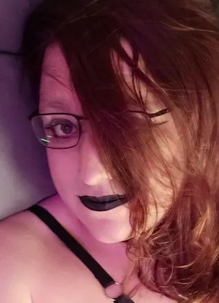 OnlyFans cuenta emeraldthewyvern avatar 1