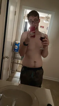 OnlyFans cuenta andrewsclem21 header 2