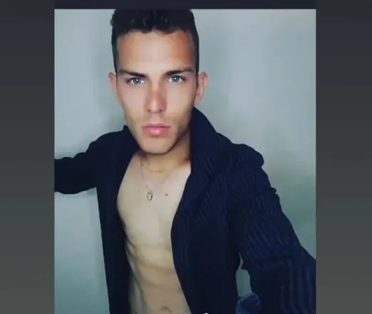 OnlyFans account  p_e_p_p_e_98 header 2