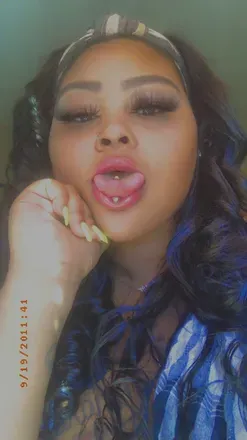 OnlyFans cuenta smokahontiss avatar 1