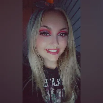 OnlyFans account  tentacle_kisses avatar 1