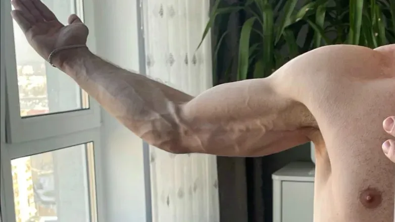 OnlyFans cuenta fitmodmike header 2