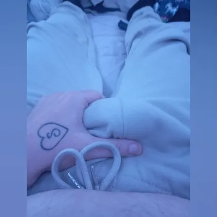 OnlyFans account  essexlad072 header 2