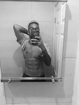 OnlyFans cuenta pmgomgpmg avatar 1