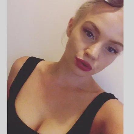 OnlyFans cuenta u105430721 header 2