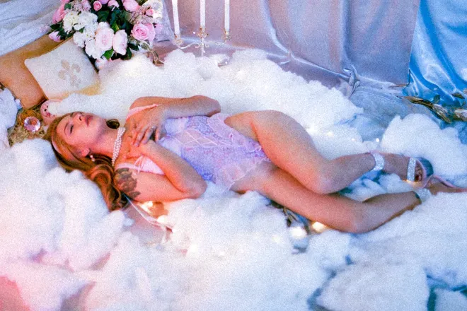 OnlyFans cuenta clementinesgallery header 1