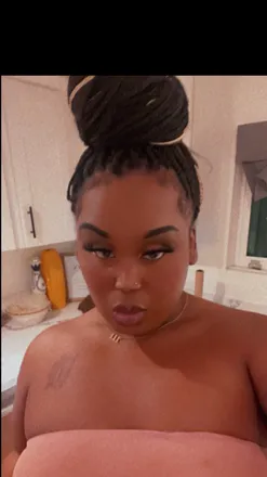 OnlyFans cuenta naomiflyy avatar 1