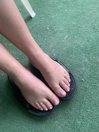 OnlyFans cuenta prettygirlfeet69 avatar 1