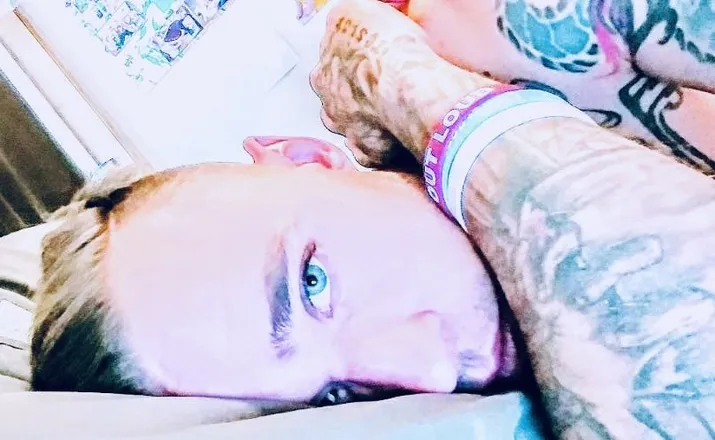 OnlyFans cuenta ebmsuicidenbk header 2