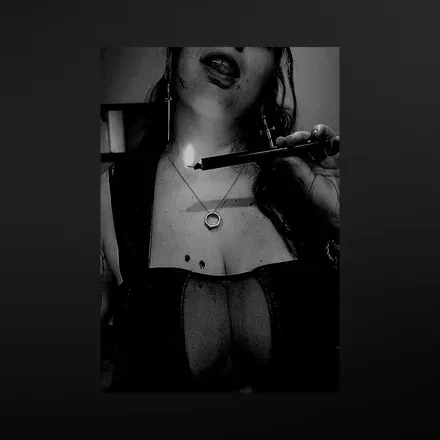 OnlyFans cuenta latenightlyra avatar 1