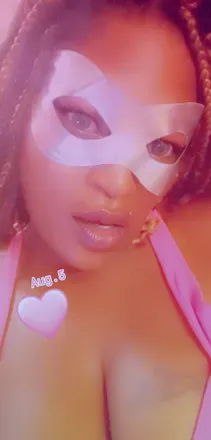 OnlyFans cuenta queencarmel9 avatar 1