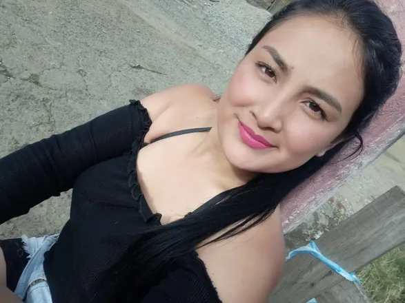 OnlyFans cuenta abigail_montevelo header 2