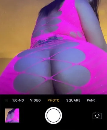 OnlyFans cuenta leah4u3 header 2