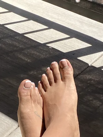 OnlyFans cuenta stilettoes429 avatar 1