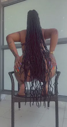 OnlyFans cuenta loviemarie94 header 2