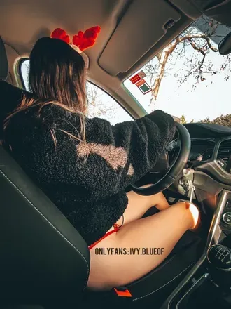 OnlyFans cuenta ivy.cg avatar 1