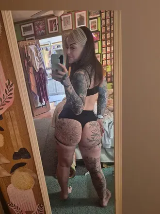 OnlyFans cuenta tattooedbarbie86 avatar 1