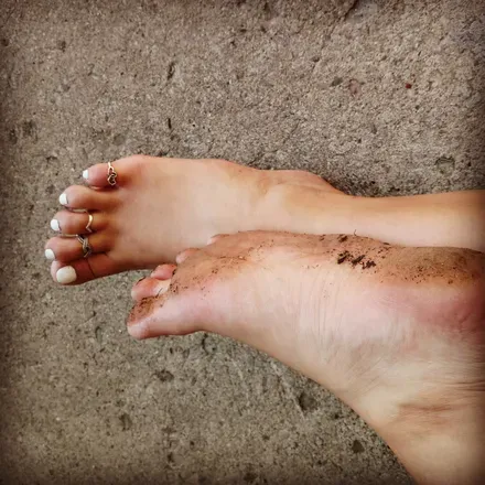 OnlyFans cuenta maryfootpics header 2