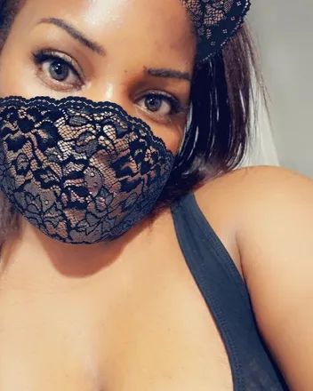 OnlyFans cuenta u64138944 header 2
