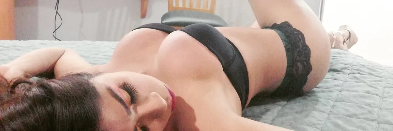 OnlyFans cuenta zoepereda23 header 2