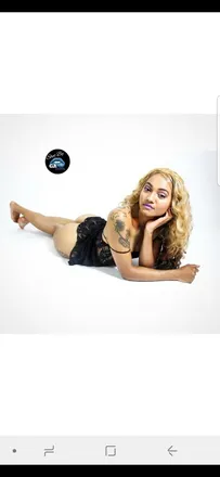 OnlyFans cuenta cyntown header 2