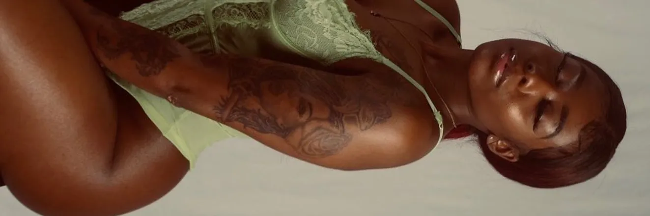 OnlyFans cuenta teetee_dixon header 2