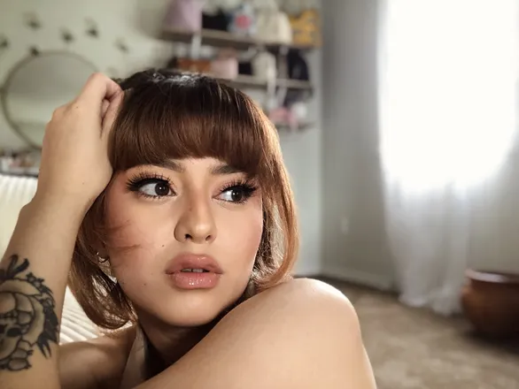 OnlyFans cuenta luccilu header 2