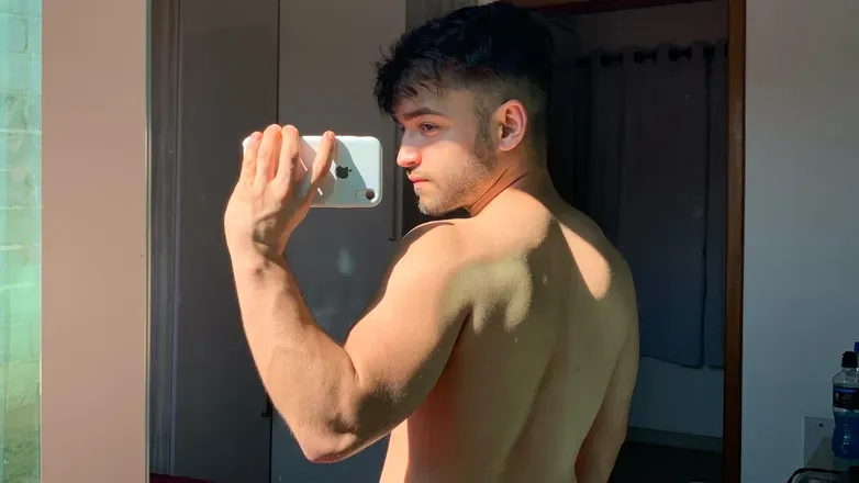 OnlyFans account  onlylfx avatar 1