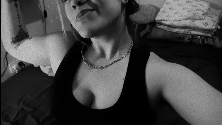 OnlyFans cuenta jessihous header 2