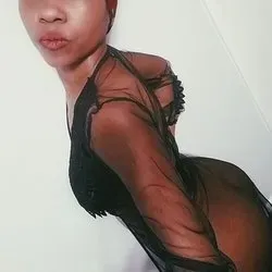 OnlyFans account  queenqinki avatar 1