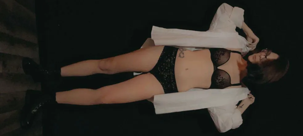 OnlyFans cuenta libbylou header 2