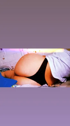 OnlyFans cuenta mel0nizate header 2